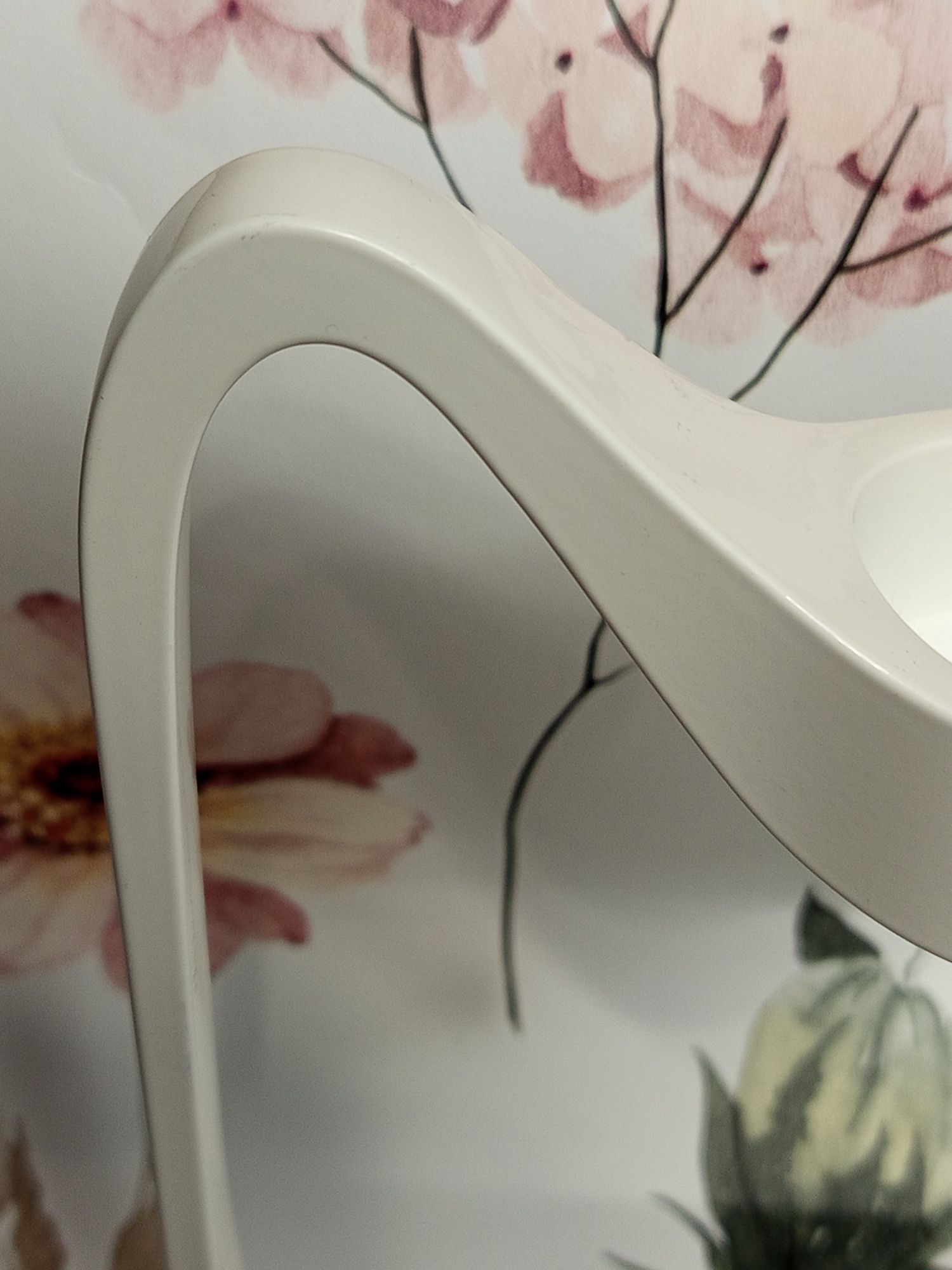 Świecznik Ikea Jatteviktig
Ma ślady użytkowania rysy
