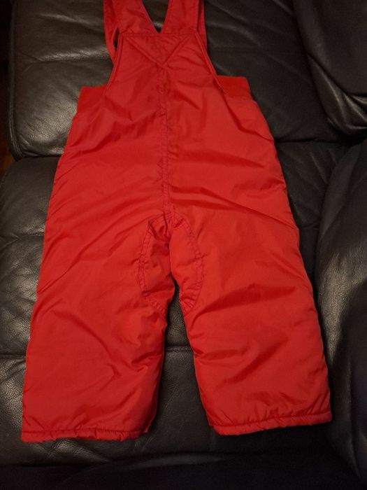 Ocieplane,  nieprzemakalne spodnie Baby na szelki rozmiar 80
