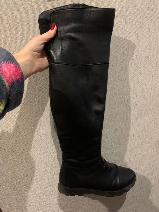 Зимове жіноче взуття