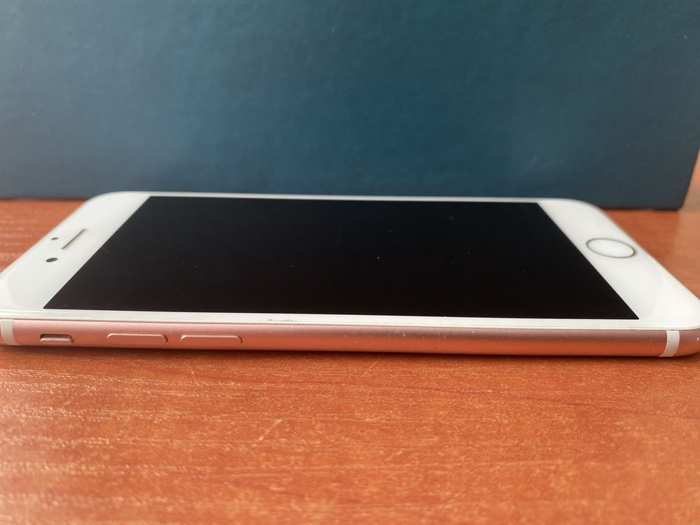 Zablokowany Iphone 7 256gb rose gold