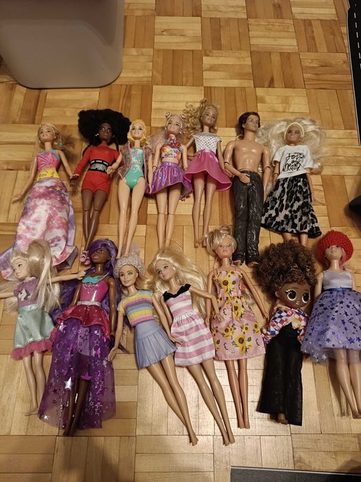 Mega zestaw lalek barbie akcesoria ubrania ubranka buty syrenka syrena