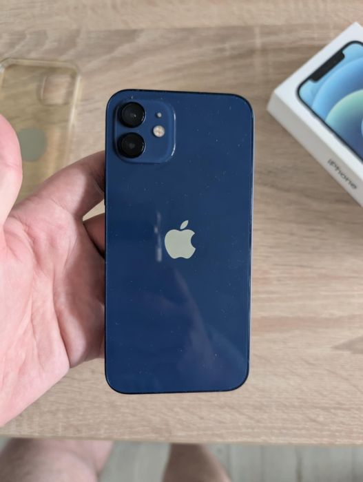 iPhone 12 64 GB blue