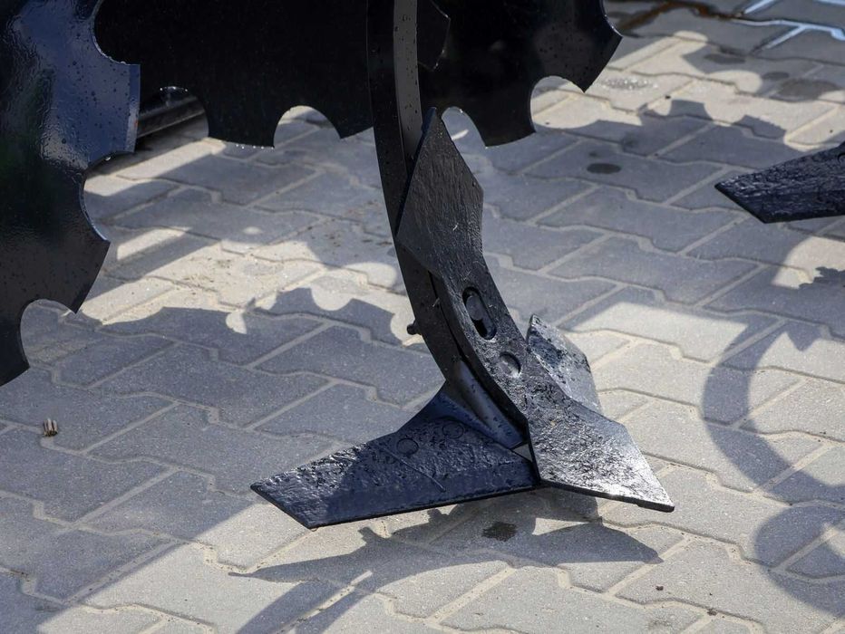 Gruber 2,2 m 2,6 m 3,0 m Agregat ścierniskowy podorywkowy