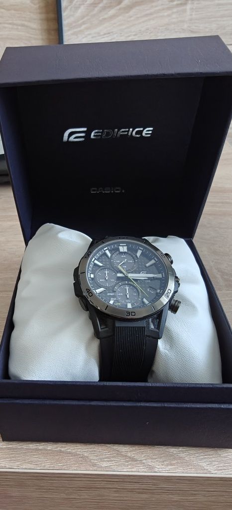 Zegarek Casio Saphhire Solar