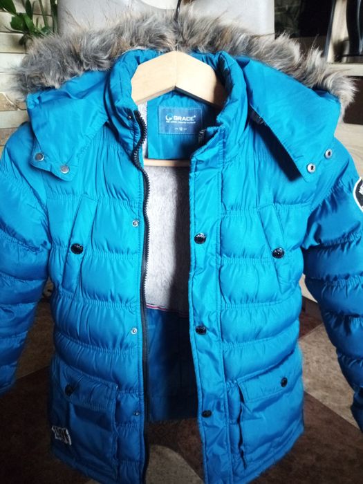 Куртка зимова на 10-12 років.