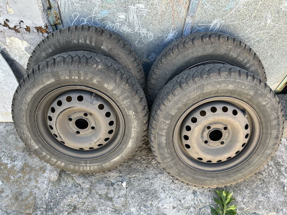 Резина зимняя б/у на sens
