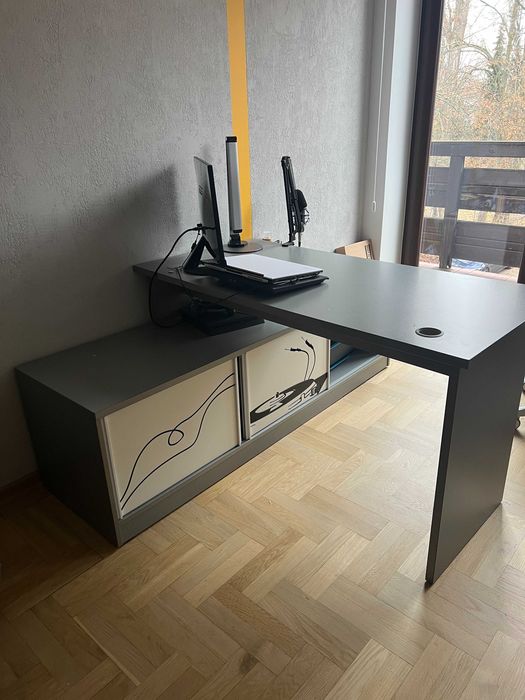 biurko z szafką Meblik RED MUSIC