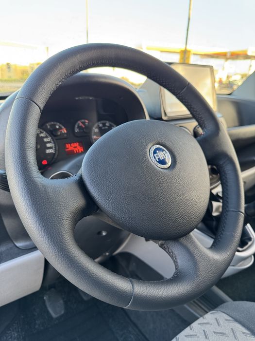 Fiat Doblo 1.3 Multijet 75cv  06/2007  Revisão feita.