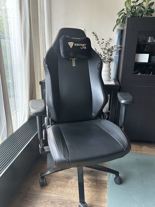 Secretlab Titan Evo R 2022