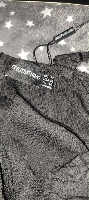 Плаття(сукня) Prettylittlething, нове.
