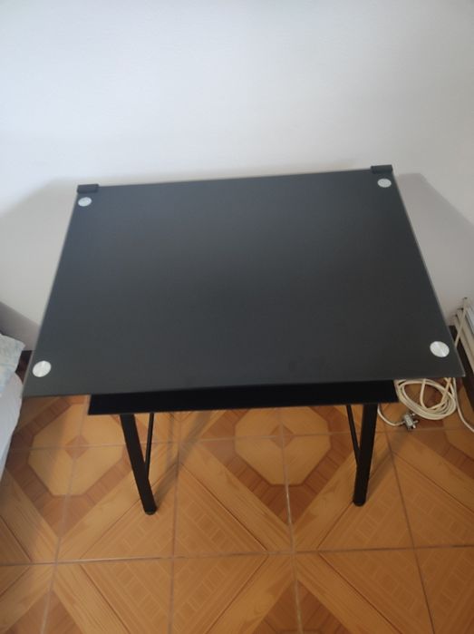 Secretária em vidro como nova