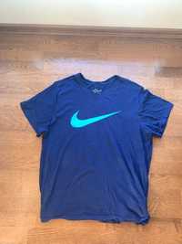 Футболка nike tee