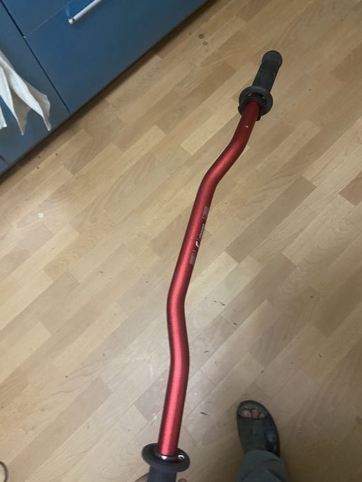 Мото руль rizoma ma008r красный с грипсами