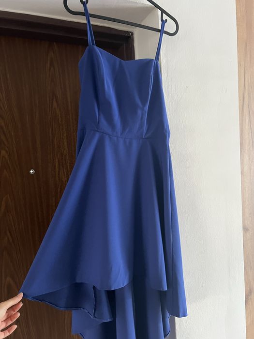 Piękna elegancka sukienka