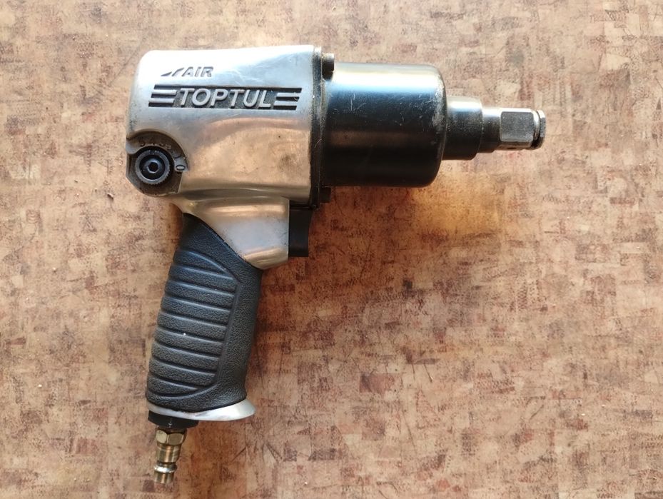 Пневмо гайковёрт Toptul