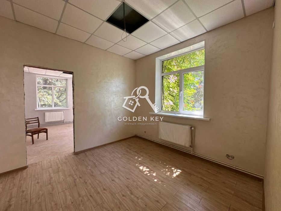 Оренда адміністративної будівлі (офіс) у Кривому Розі