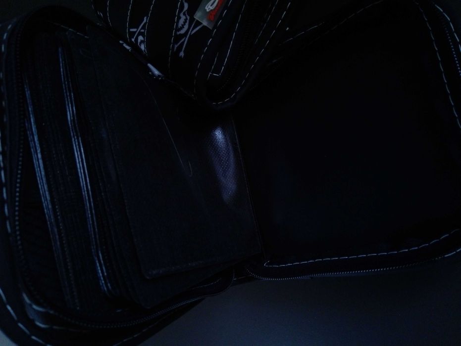 Etui, organizer na płyty CD, DVD