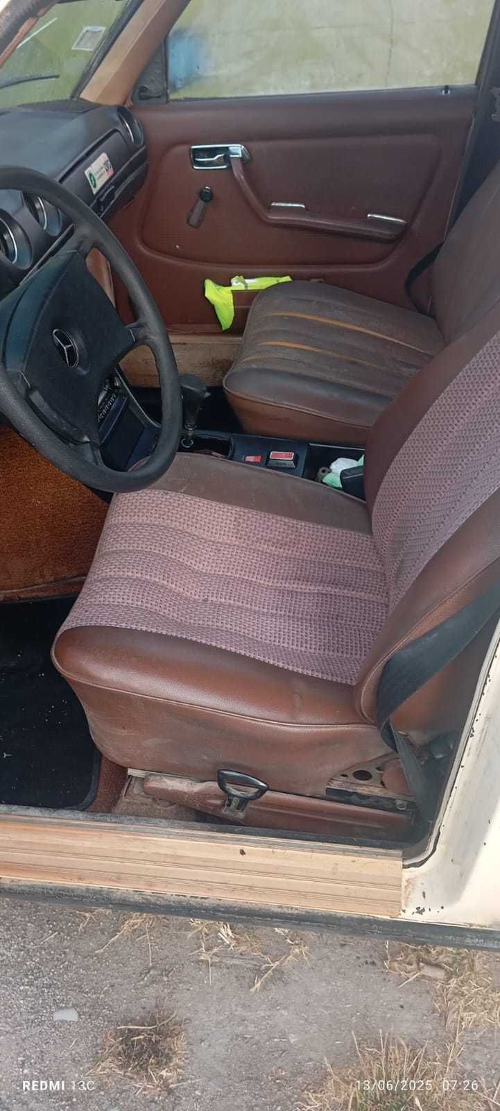 Mercedes-benz 240d