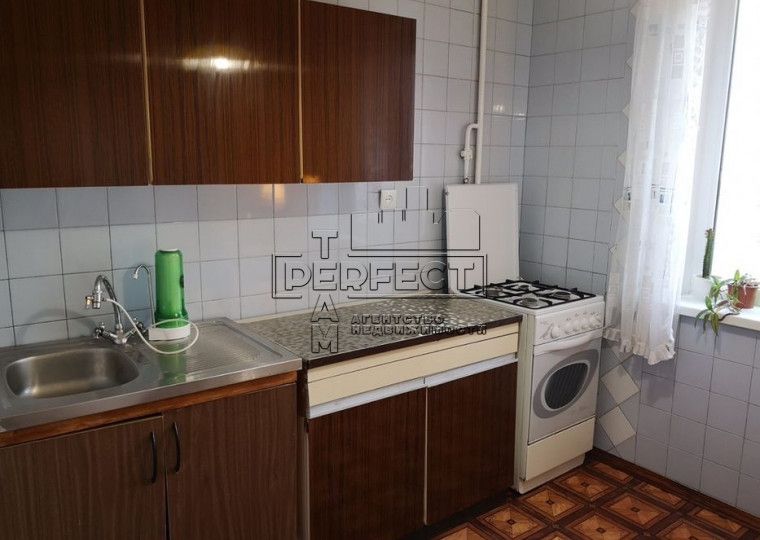 Продаж 3к квартири Полярна 8г / Полярная 8г