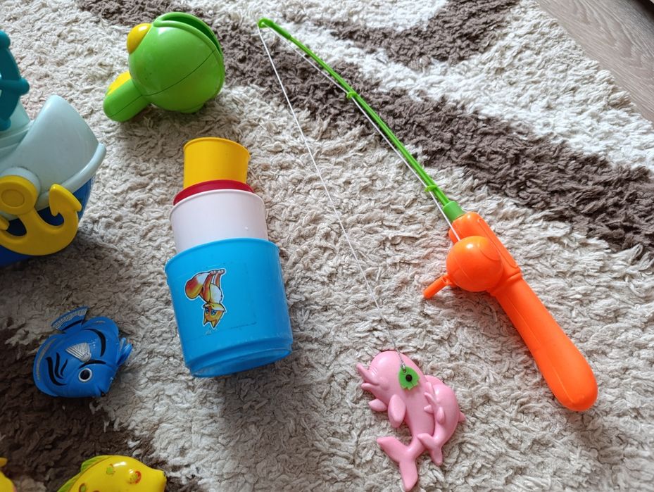 Продам іграшки для ванної