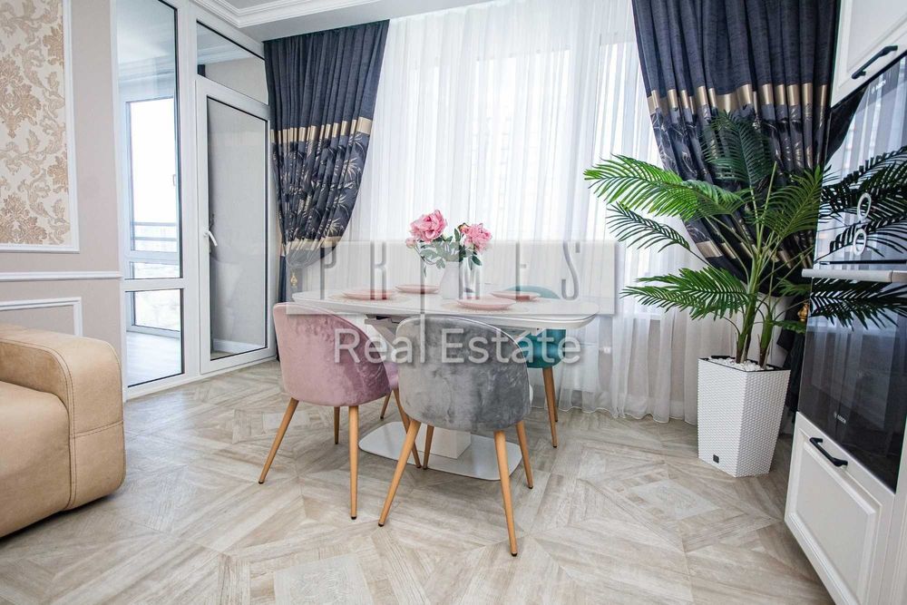 Продаж 2к квартири, ЖК Seven, вул Дніпровська набережна 20а