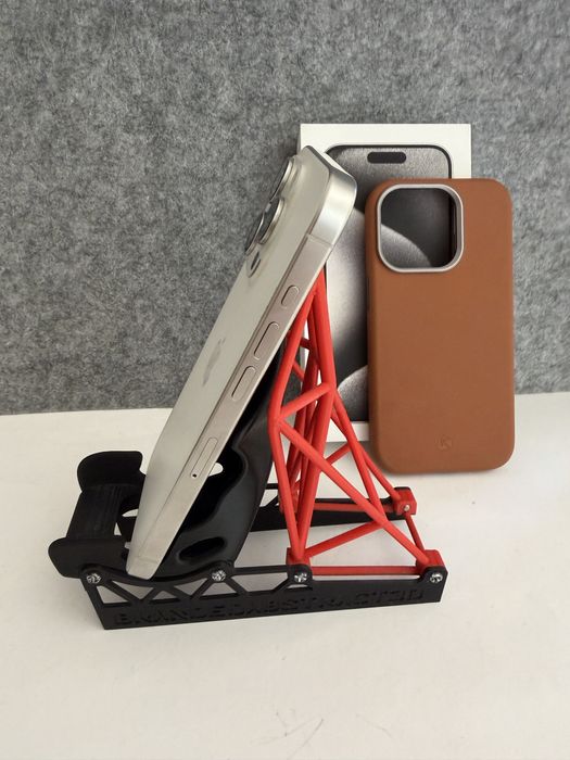 Troco/Vendo IPhone 15 Pro 128GB Titanium White