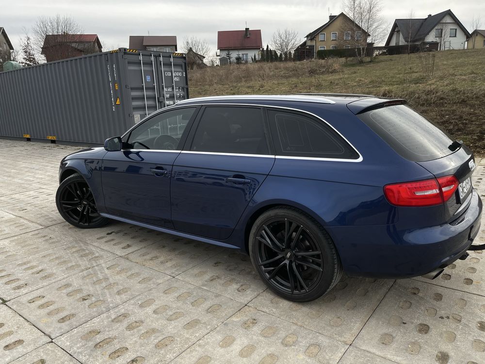 AUDI A4 b8 lift