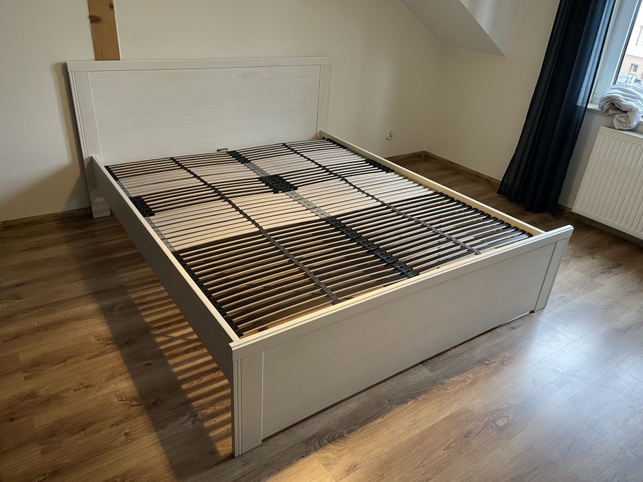 Łóżko IKEA BRUSALI zestaw rama + stelaż + materac  - super stan!