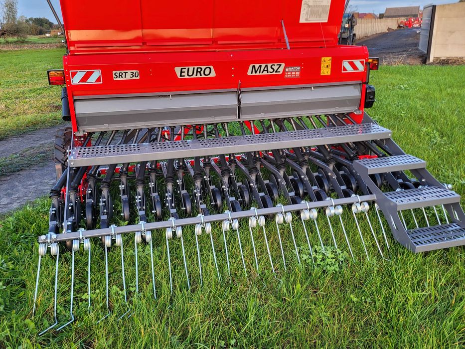 Siewnik zbożowy EURO-MASZ 2,5m 2,7m 3m stopkowy talerzowy Promocja !!!