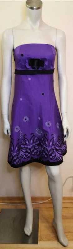 Fioletowa sukienka bez ramiączek w kwiaty. Rozm. M (5)