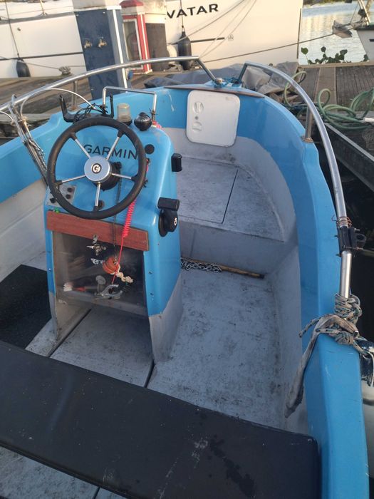 Barco pesca desportiva