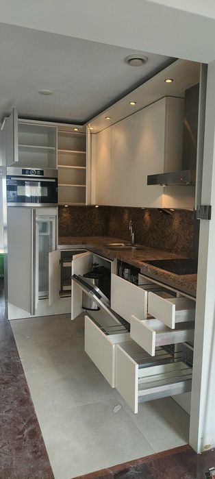 Kuchnia SieMatic Premium. Meble kuchenne Biały mat. AGD Bosch Siemens