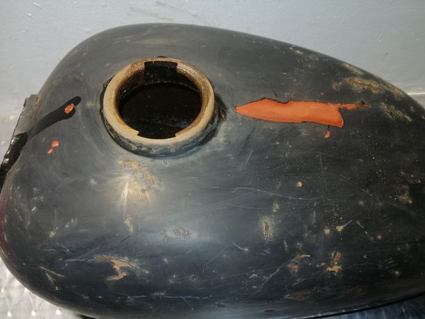 Zbiornik paliwa wsk b1