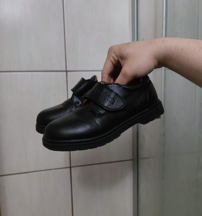 buty 33 dziecięce dla chłopca Junior  oficjalne komunijne na rzep na r