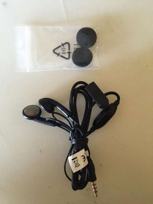 Auscultadores HTC Novos
