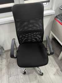 krzesło biurowe-obrotowe