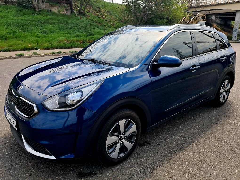Kia niro Гибрид 1.6