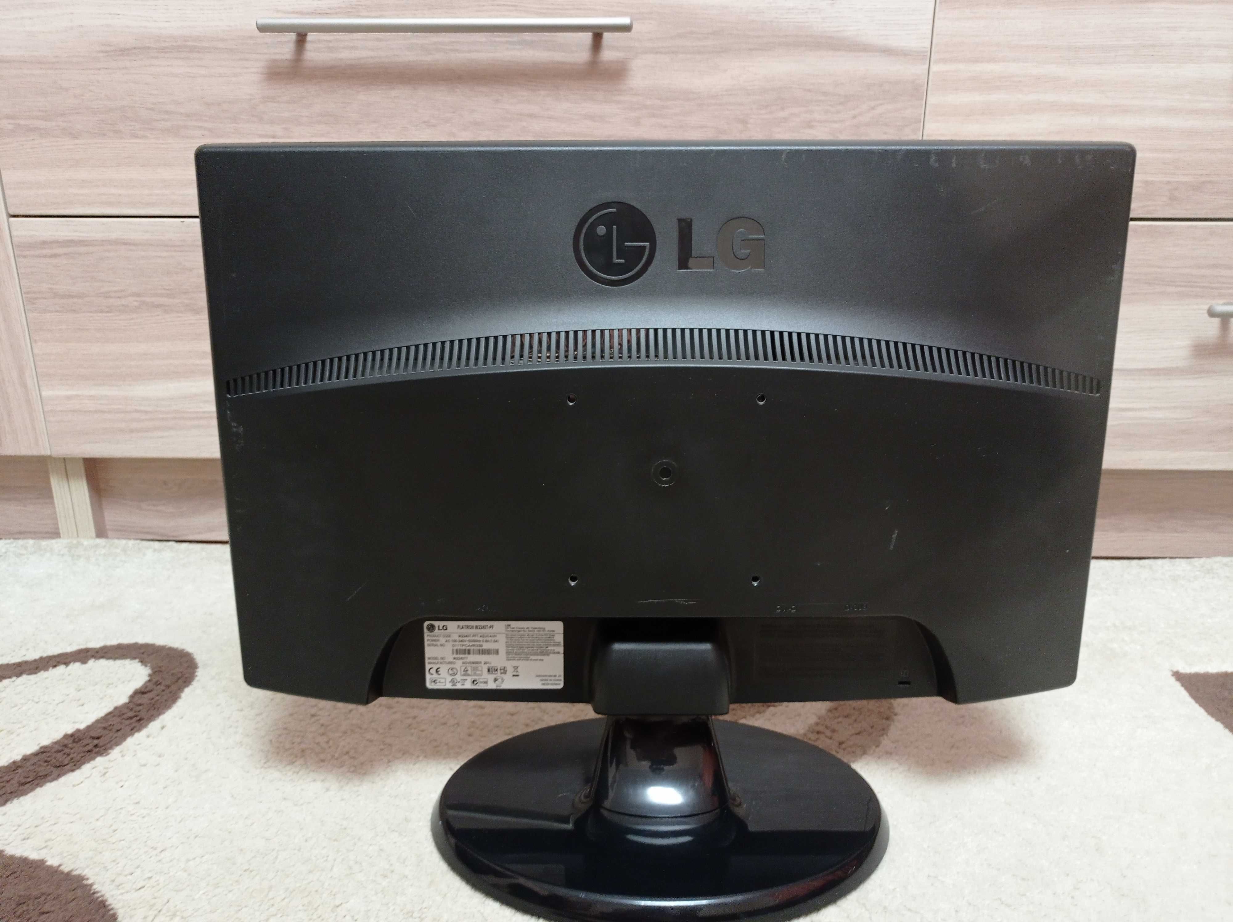 Монітор LG FLATRON W2243T-PF