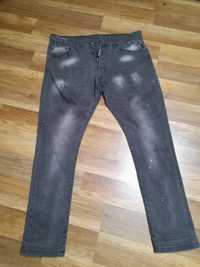 Kultowe jeansy męskie Dsquared2, czarne,wytarte, rozm. W42 L34