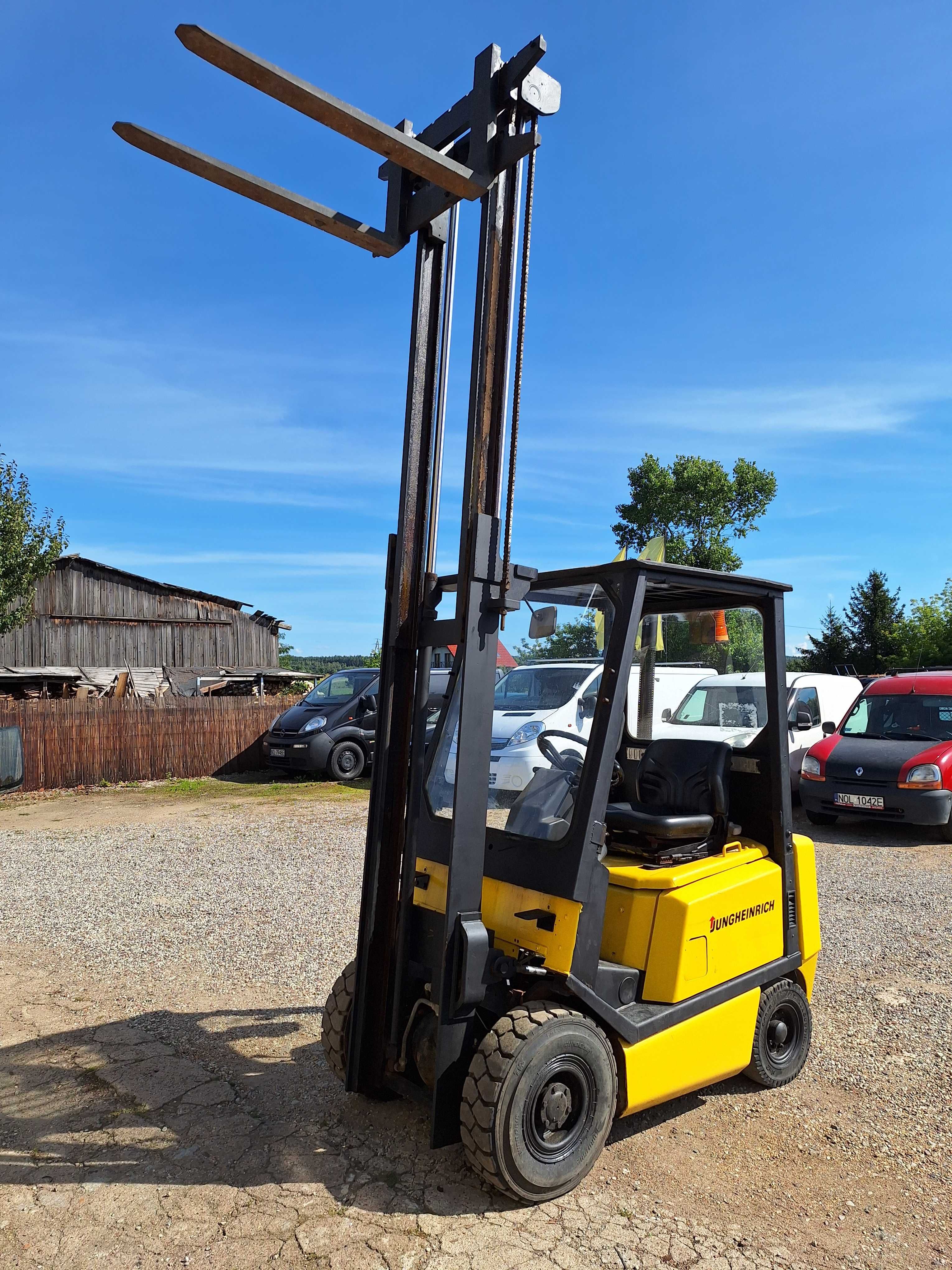 WÓZEK WIDŁOWY JUNGHEINRICH Diesel - Udźwig 1600kg - 1996r.