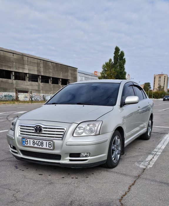 Toyota Avensis 2