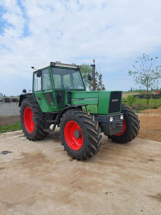 Ciagnik rolniczy Fendt Favorit 615
