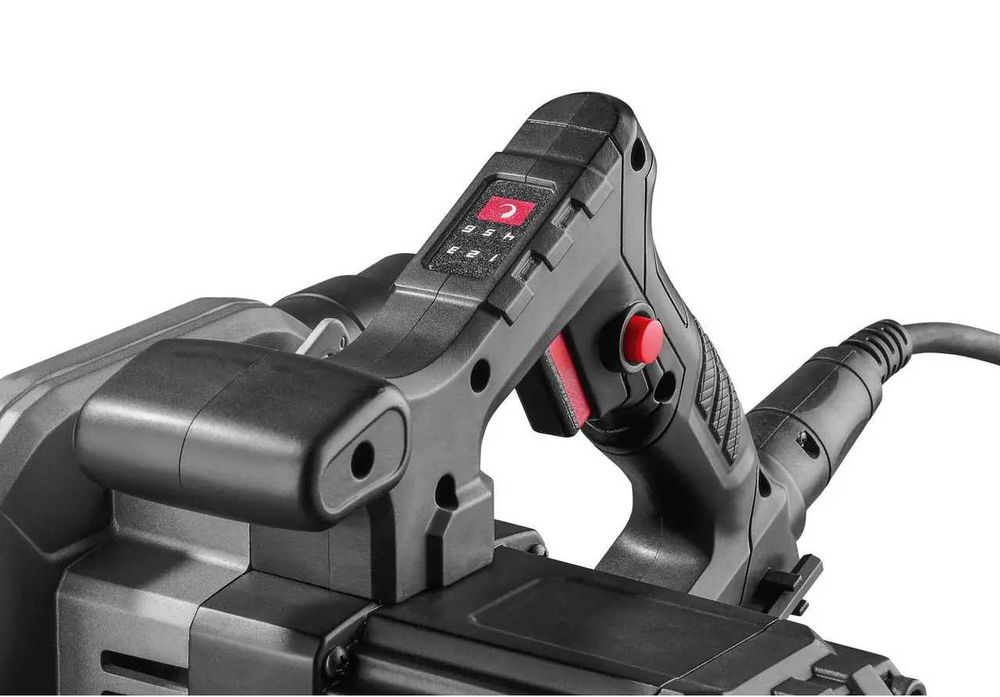 Ручна циркулярна дискова пила (циркулярка) Parkside PPHKS 1800 A1