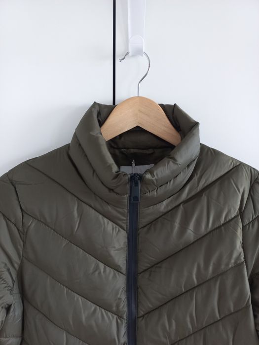 Reserved kurtka pikowana khaki taliowana r.S