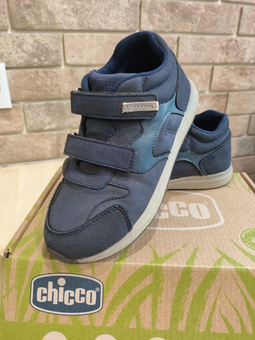 Ботинки chicco продам