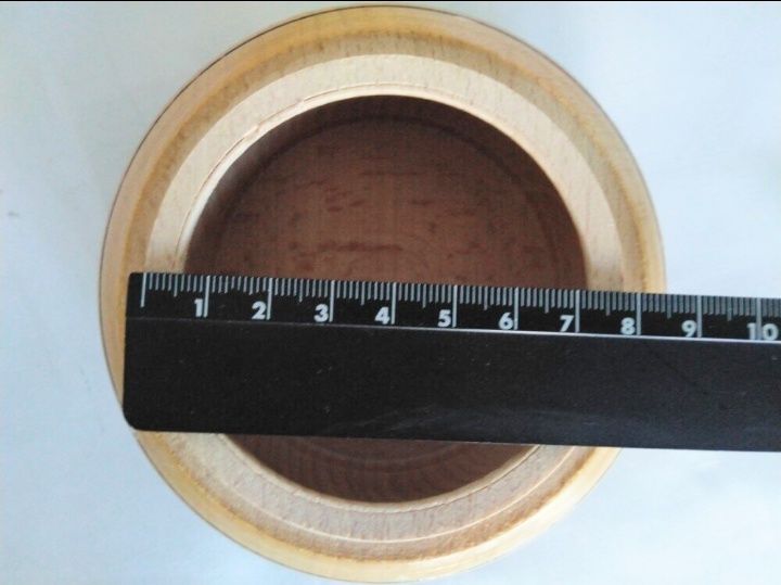 Деревянная шкатулка с трезубом./ Скринька дерев'яна з тризубом