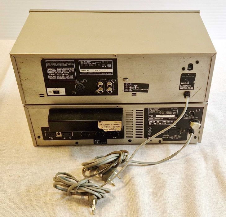 Wieża Sharp Magnetofon RT-10H i Amplituner SA-10H z głośnikami CP-N50H