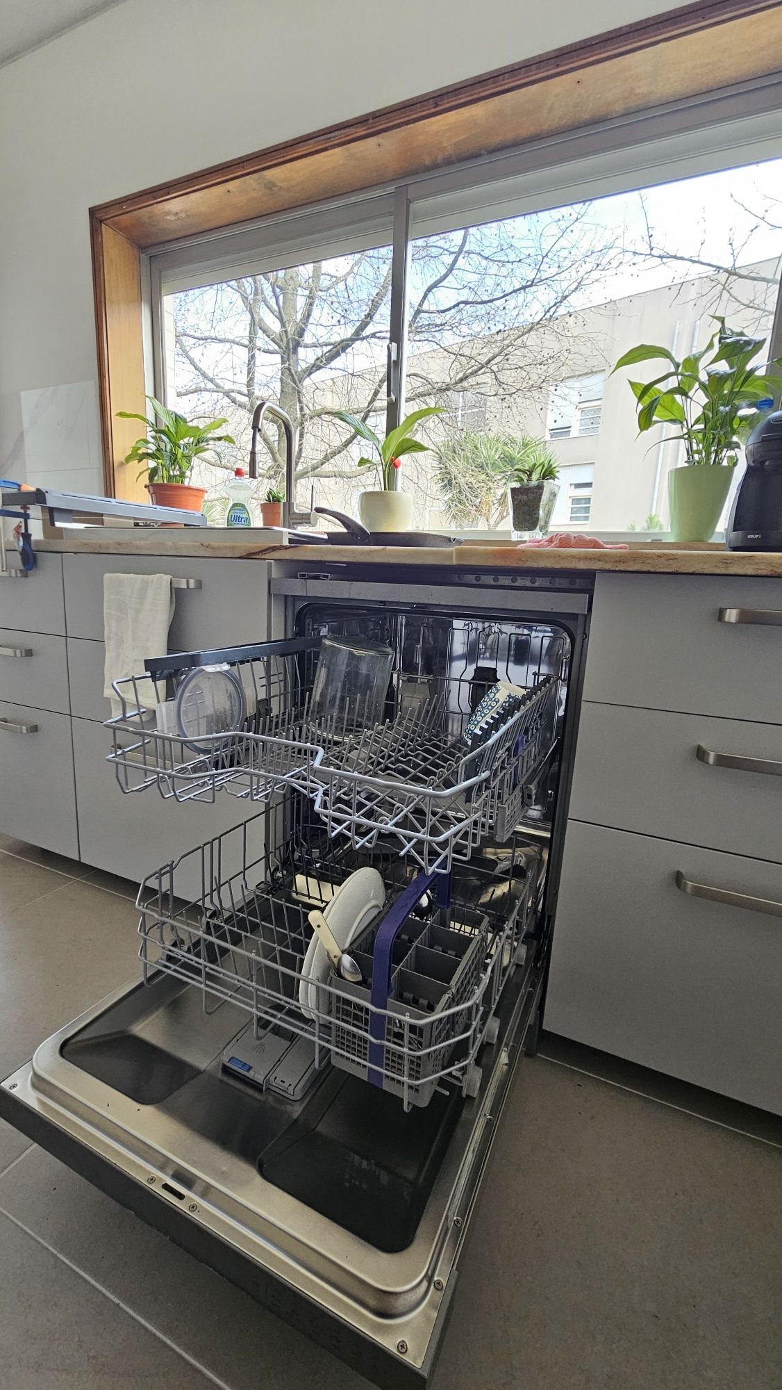 Boa máquina de lavar loiça beko