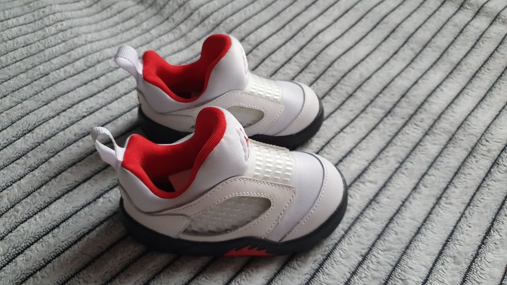 Dziecięce buty Nike Jordan 5 Retro 21
