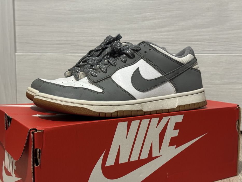 Nike dunk low unisex
